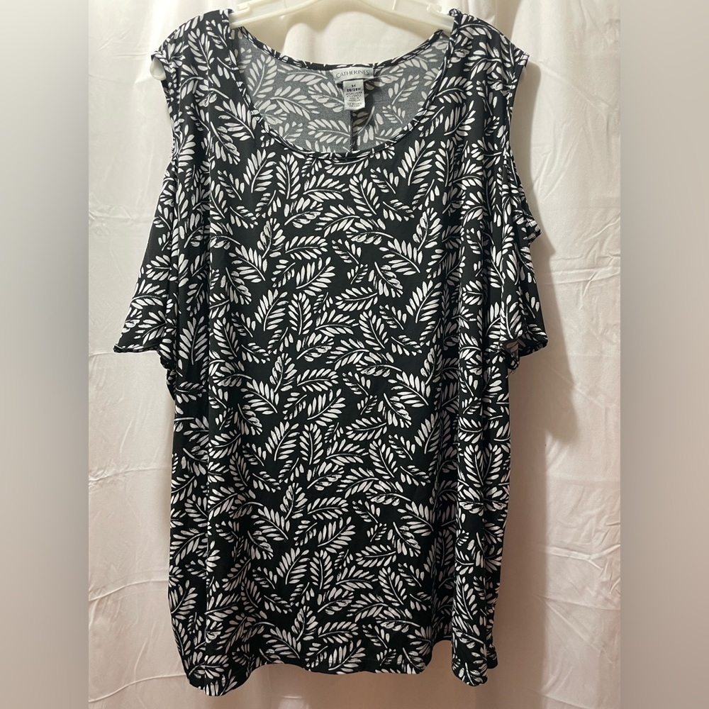 Catherines 3x (26/28) short sleeve cold shoulder top
